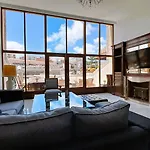 Vik Altavista